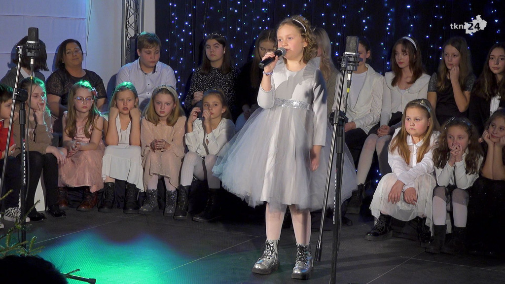 Koncert `Wieczór Gwiazdy Pozapalał` w MGDK w Końskich [wideo, zdjęcia]