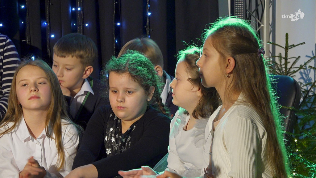 Koncert `Wieczór Gwiazdy Pozapalał` w MGDK w Końskich [wideo, zdjęcia]
