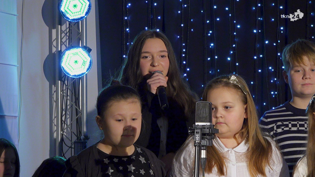 Koncert `Wieczór Gwiazdy Pozapalał` w MGDK w Końskich [wideo, zdjęcia]