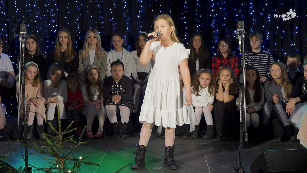 Koncert `Wieczór Gwiazdy Pozapalał` w MGDK w Końskich [wideo, zdjęcia]