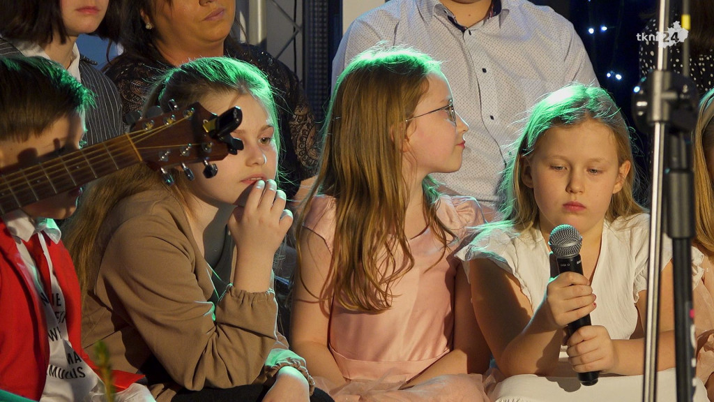 Koncert `Wieczór Gwiazdy Pozapalał` w MGDK w Końskich [wideo, zdjęcia]