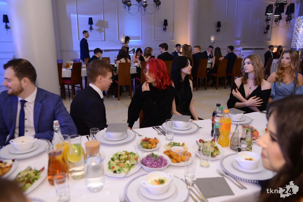WIDEO: Tak się bawi Stary! Studniówka 2023