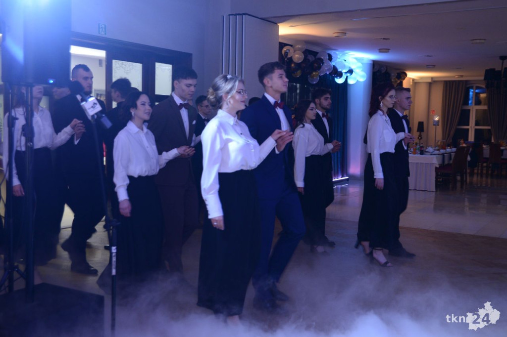 WIDEO: Tak się bawi Stary! Studniówka 2023