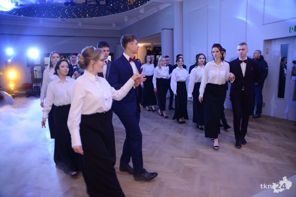WIDEO: Tak się bawi Stary! Studniówka 2023