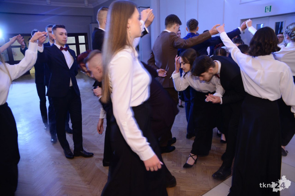 WIDEO: Tak się bawi Stary! Studniówka 2023