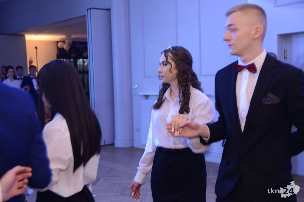 WIDEO: Tak się bawi Stary! Studniówka 2023