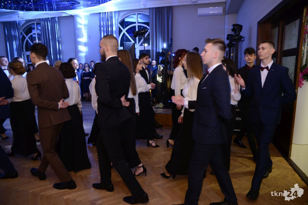 WIDEO: Tak się bawi Stary! Studniówka 2023