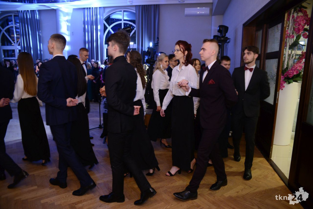 WIDEO: Tak się bawi Stary! Studniówka 2023