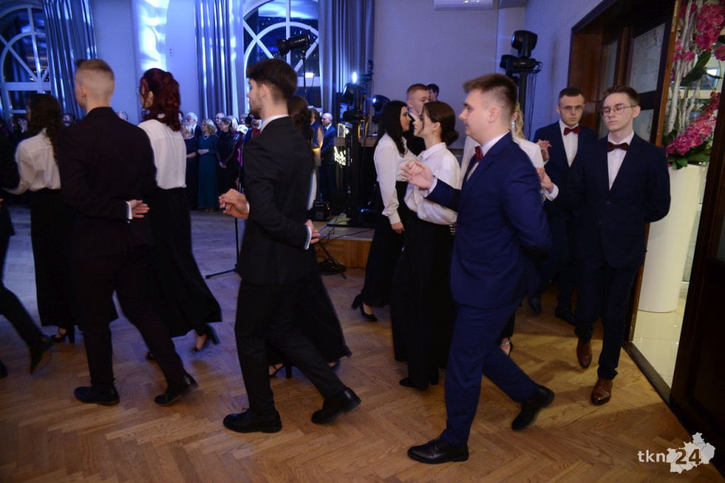 WIDEO: Tak się bawi Stary! Studniówka 2023