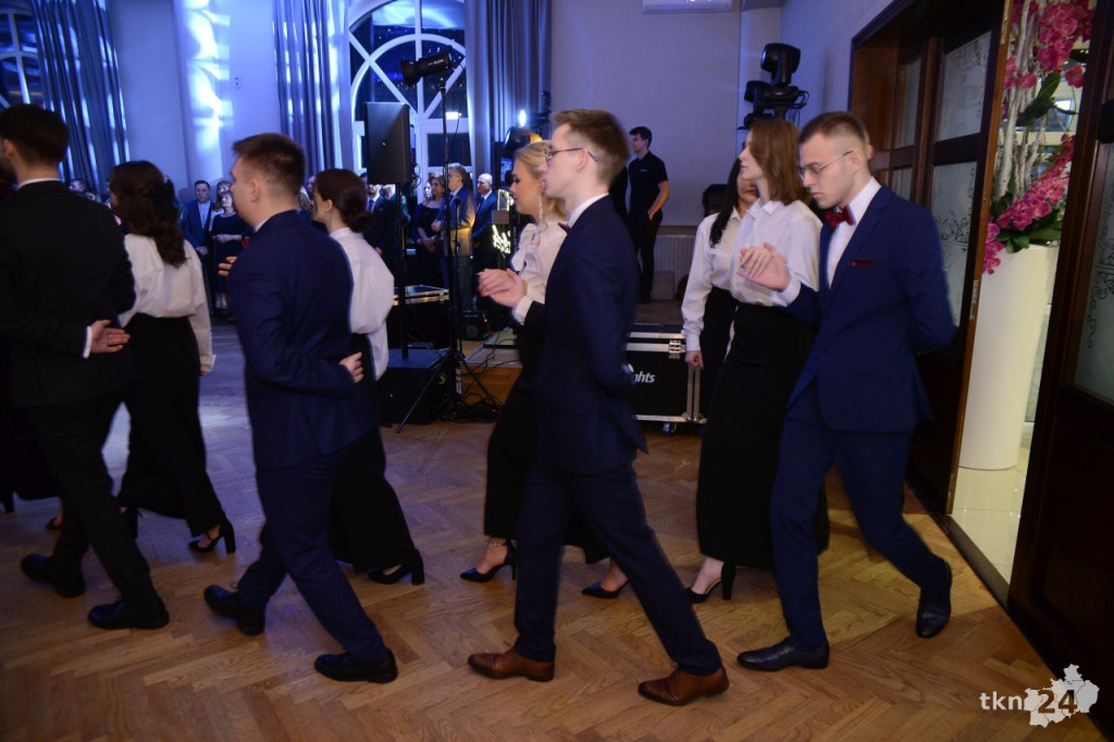 WIDEO: Tak się bawi Stary! Studniówka 2023