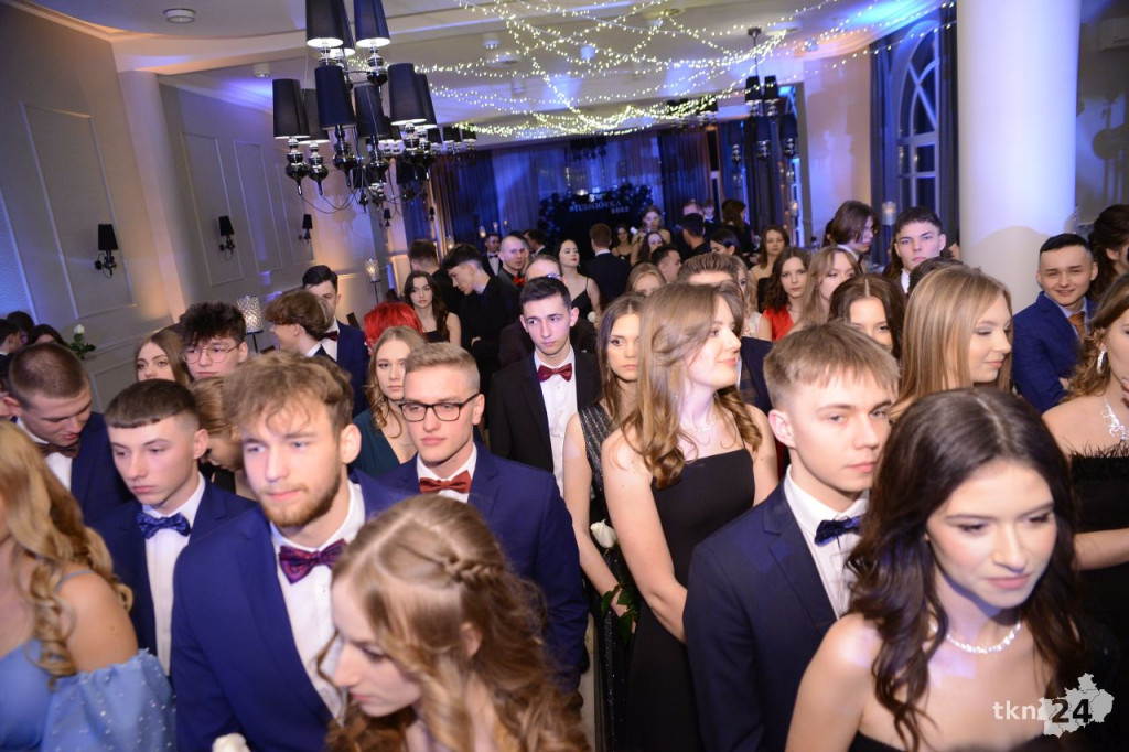 WIDEO: Tak się bawi Stary! Studniówka 2023