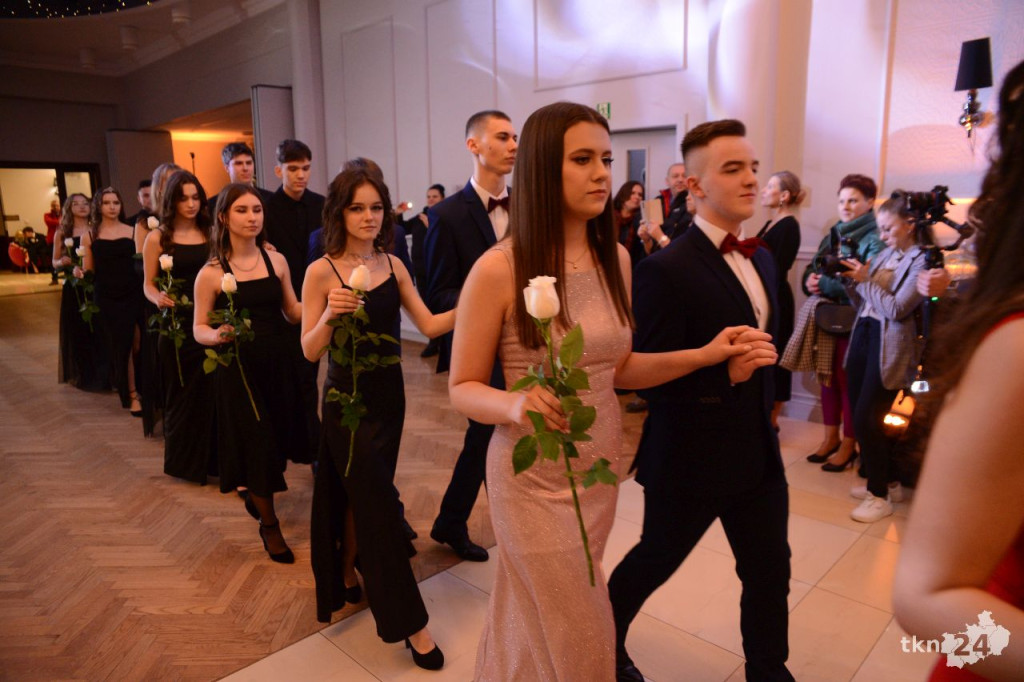 WIDEO: Tak się bawi Stary! Studniówka 2023