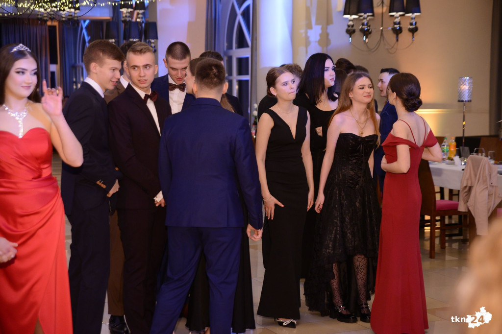 WIDEO: Tak się bawi Stary! Studniówka 2023