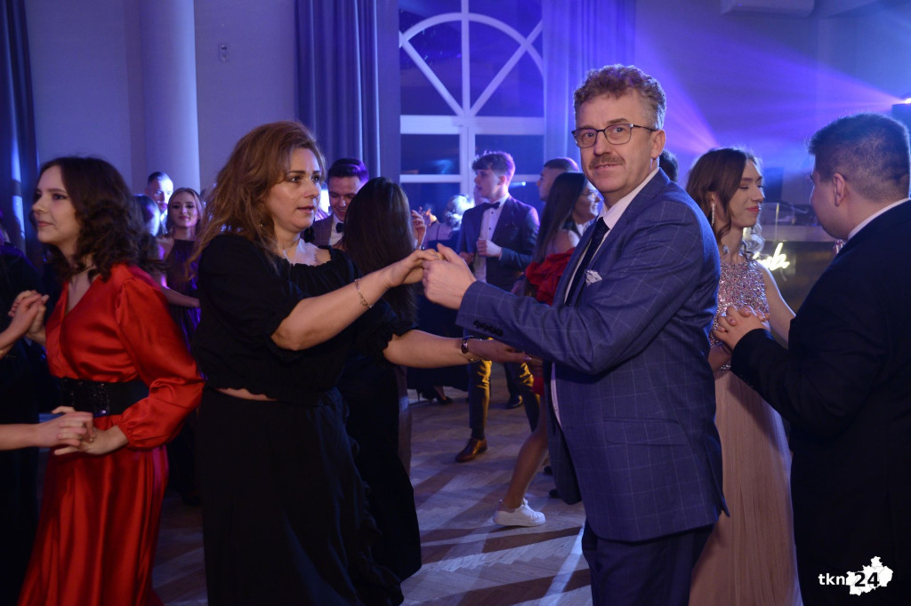WIDEO: Tak się bawi Stary! Studniówka 2023