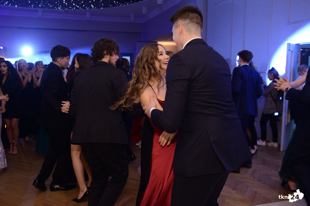 WIDEO: Tak się bawi Stary! Studniówka 2023