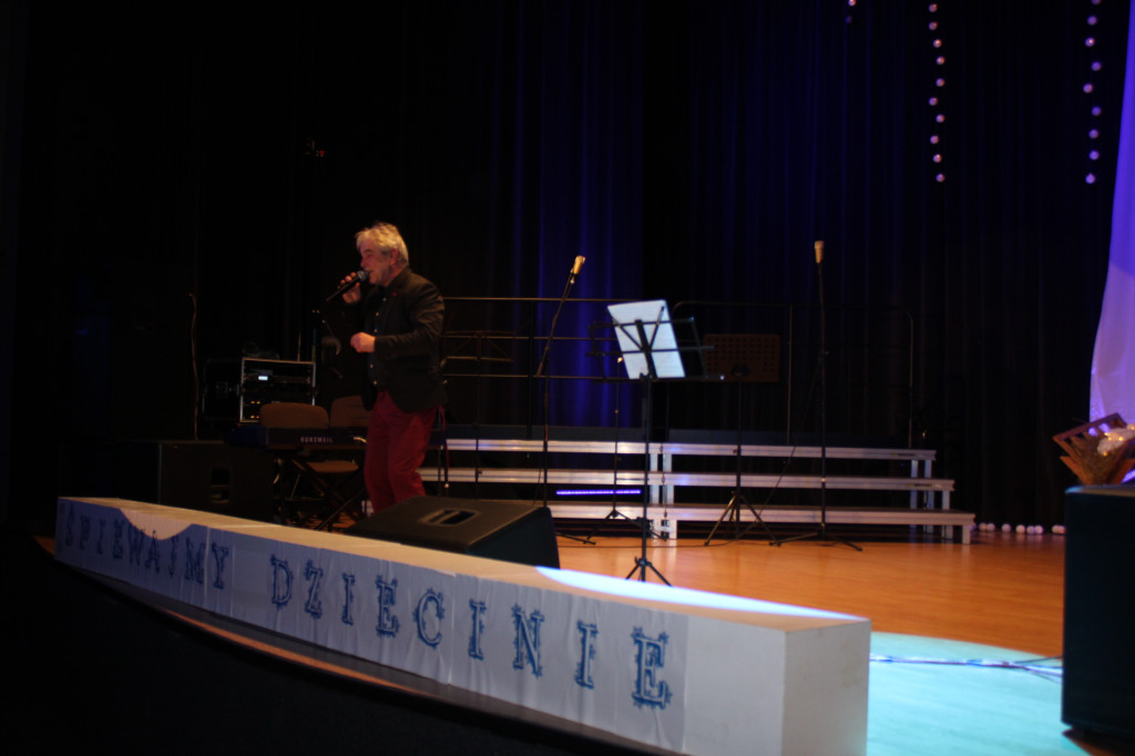Śpiewajmy Dziecinie. Za nami muzyczny konkurs w Stąporkowie i noworoczny koncert [zdjęcia]