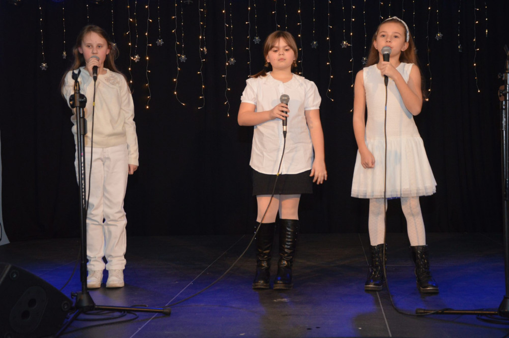 Koncert kolęd i pastorałek studia SOLO w MGDK Końskie