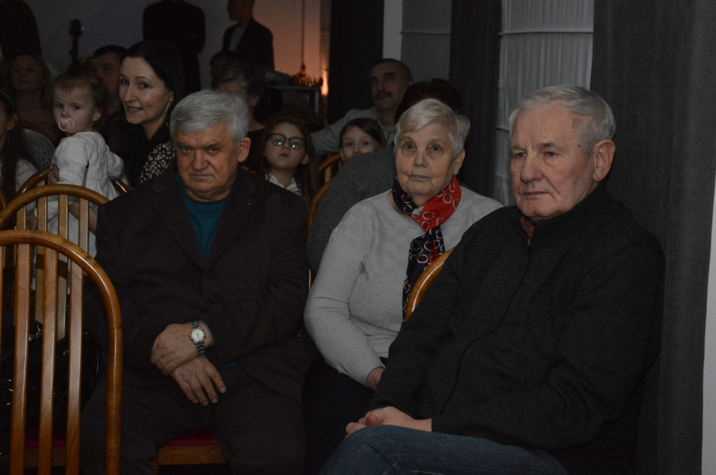 Koncert kolęd i pastorałek studia SOLO w MGDK Końskie