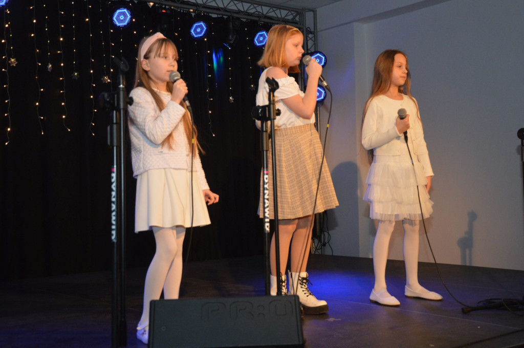 Koncert kolęd i pastorałek studia SOLO w MGDK Końskie