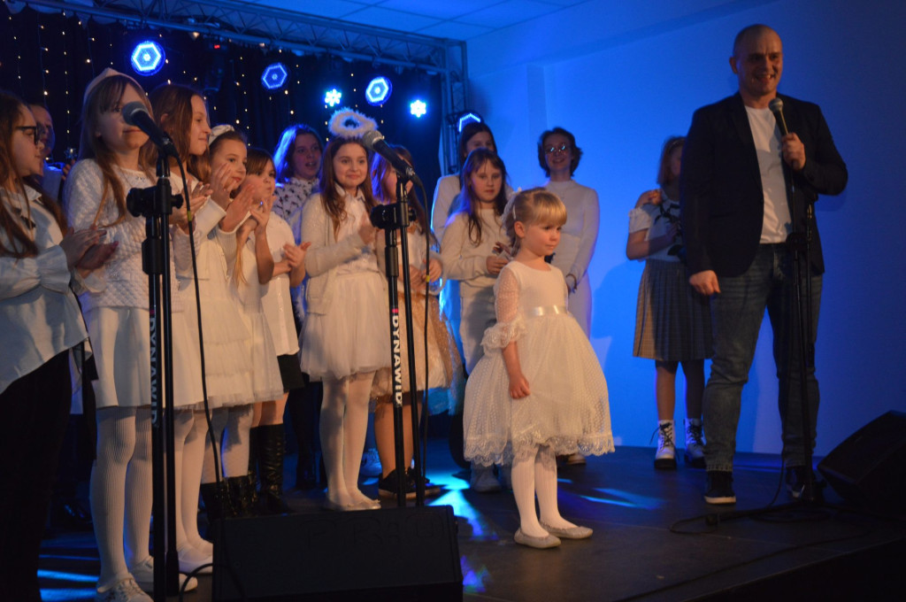 Koncert kolęd i pastorałek studia SOLO w MGDK Końskie