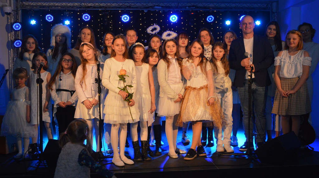 Koncert kolęd i pastorałek studia SOLO w MGDK Końskie