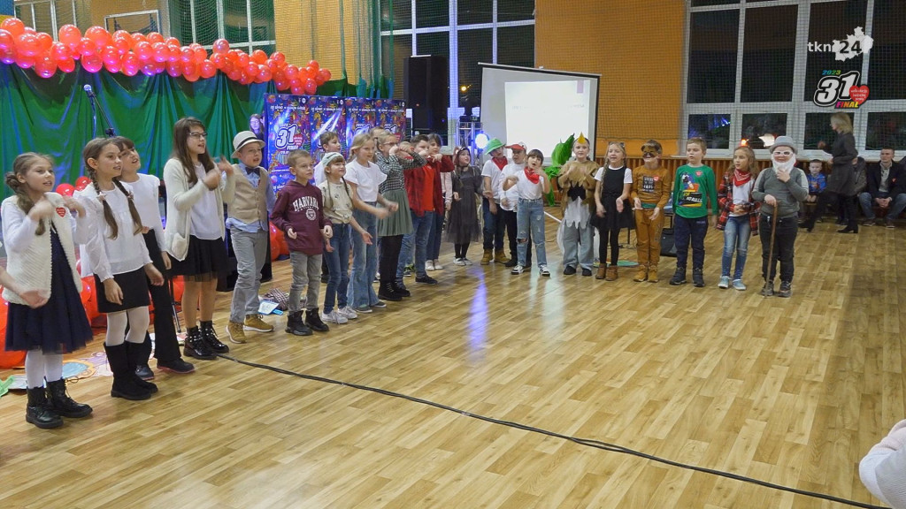 Radoszyce dla WOŚP. Powrót do hali sportowej [wideo, zdjęcia]