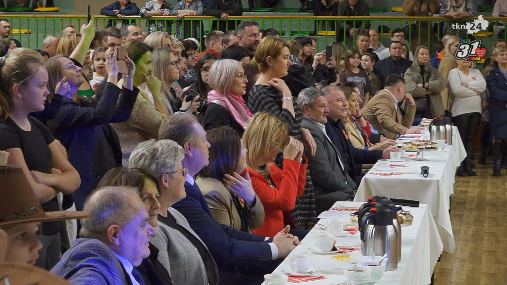 Radoszyce dla WOŚP. Powrót do hali sportowej [wideo, zdjęcia]