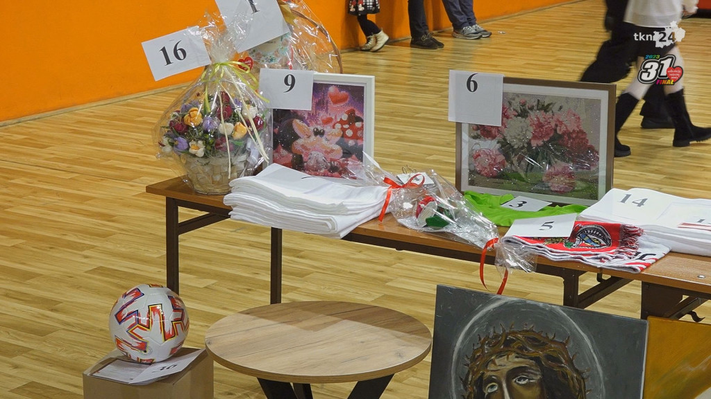 Radoszyce dla WOŚP. Powrót do hali sportowej [wideo, zdjęcia]
