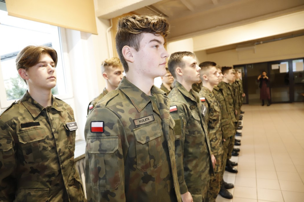 Wielki test sprawnościowy dla uczniów z klas o profilu wojskowym [zdjęcia]