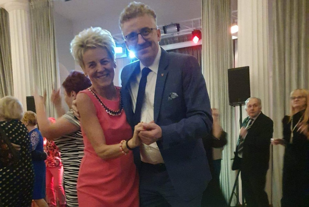 Piękny bal słuchaczy UTW [zdjęcia]