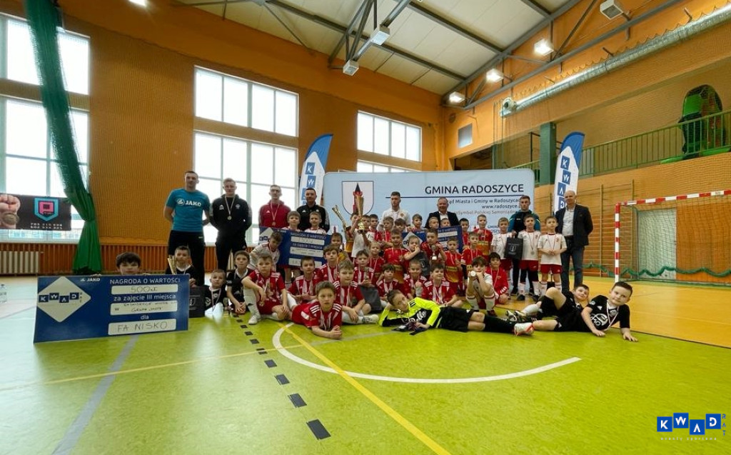 ŁKS Łódź zwycięzcą turnieju Radoszyce Winter Cup U-8 [zdjęcia]