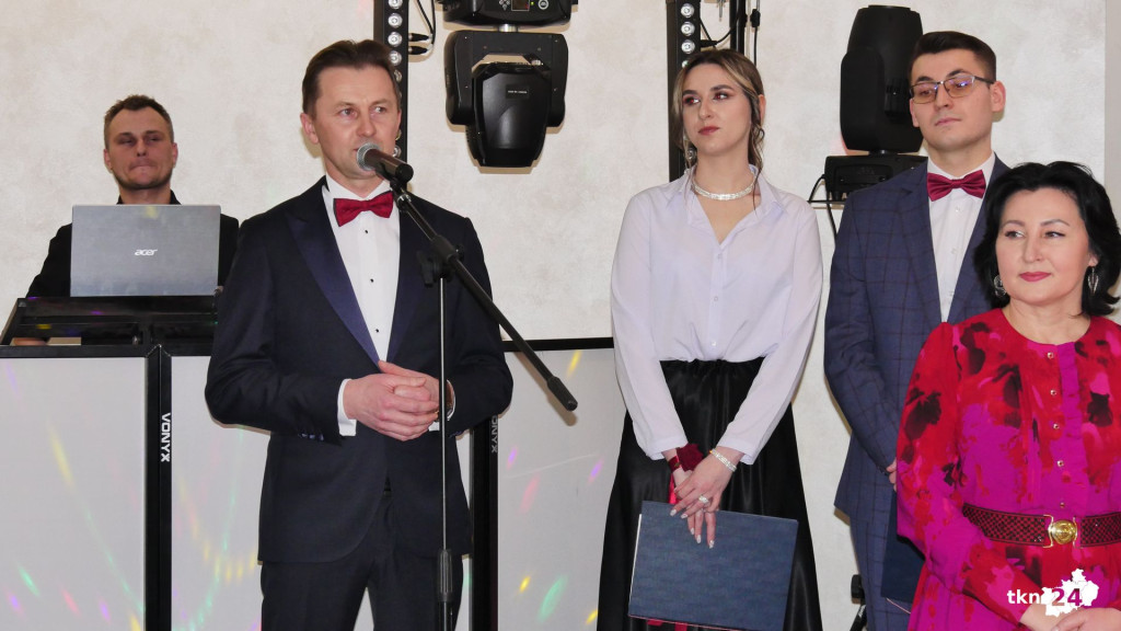 Opoczyńska studniówka w Astorii w Końskich. Była gwiazda disco-polo! [WIDEO, zdjęcia]
