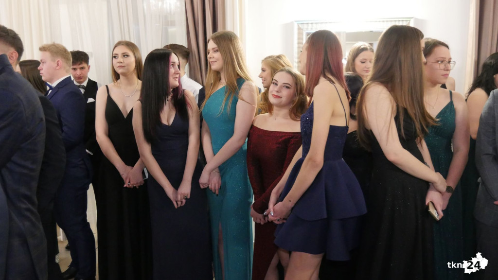 Opoczyńska studniówka w Astorii w Końskich. Była gwiazda disco-polo! [WIDEO, zdjęcia]