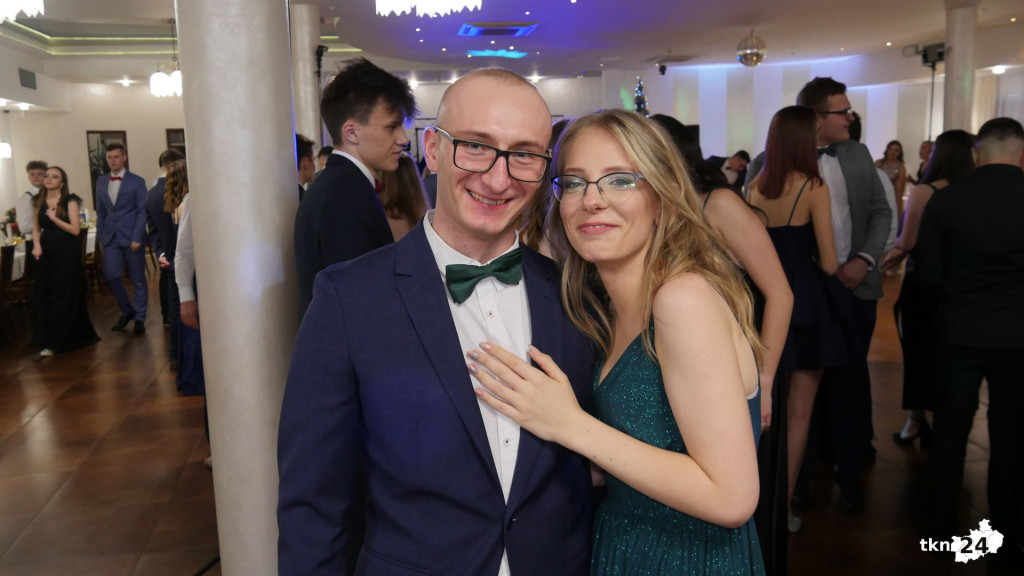 Opoczyńska studniówka w Astorii w Końskich. Była gwiazda disco-polo! [WIDEO, zdjęcia]