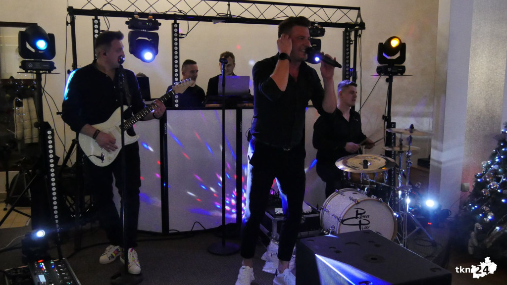 Opoczyńska studniówka w Astorii w Końskich. Była gwiazda disco-polo! [WIDEO, zdjęcia]
