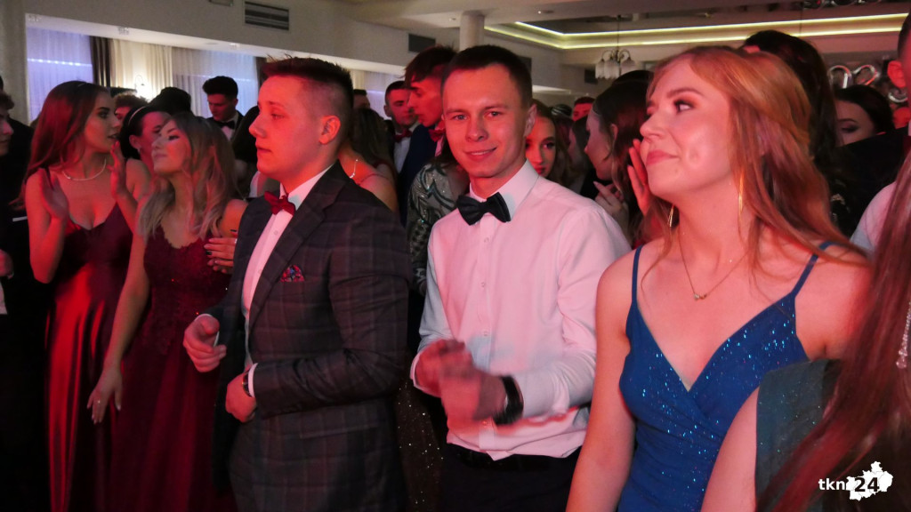 Opoczyńska studniówka w Astorii w Końskich. Była gwiazda disco-polo! [WIDEO, zdjęcia]