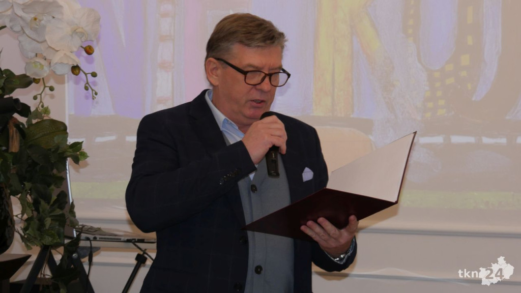 Młodzi plastycy zwrócili uwagę na problem zanieczyszczeń powietrza [wideo, zdjęcia]