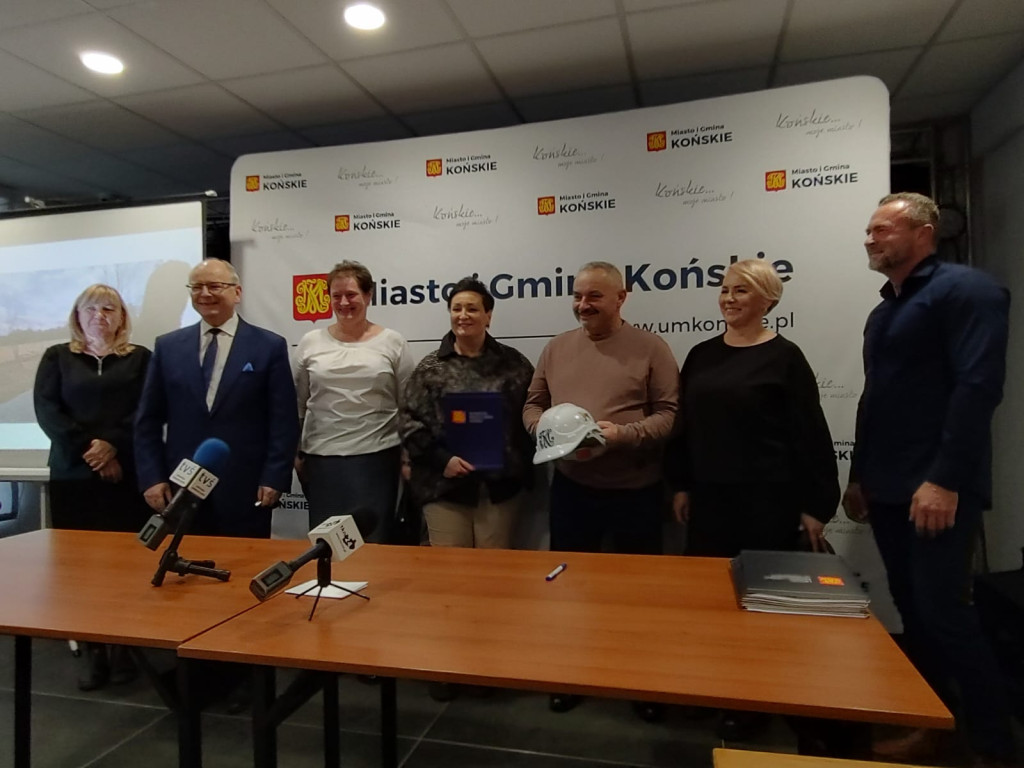 Wielka radość w sołectwach! Gmina Końskie uzbroi je w świetlice [wideo, zdjęcia]
