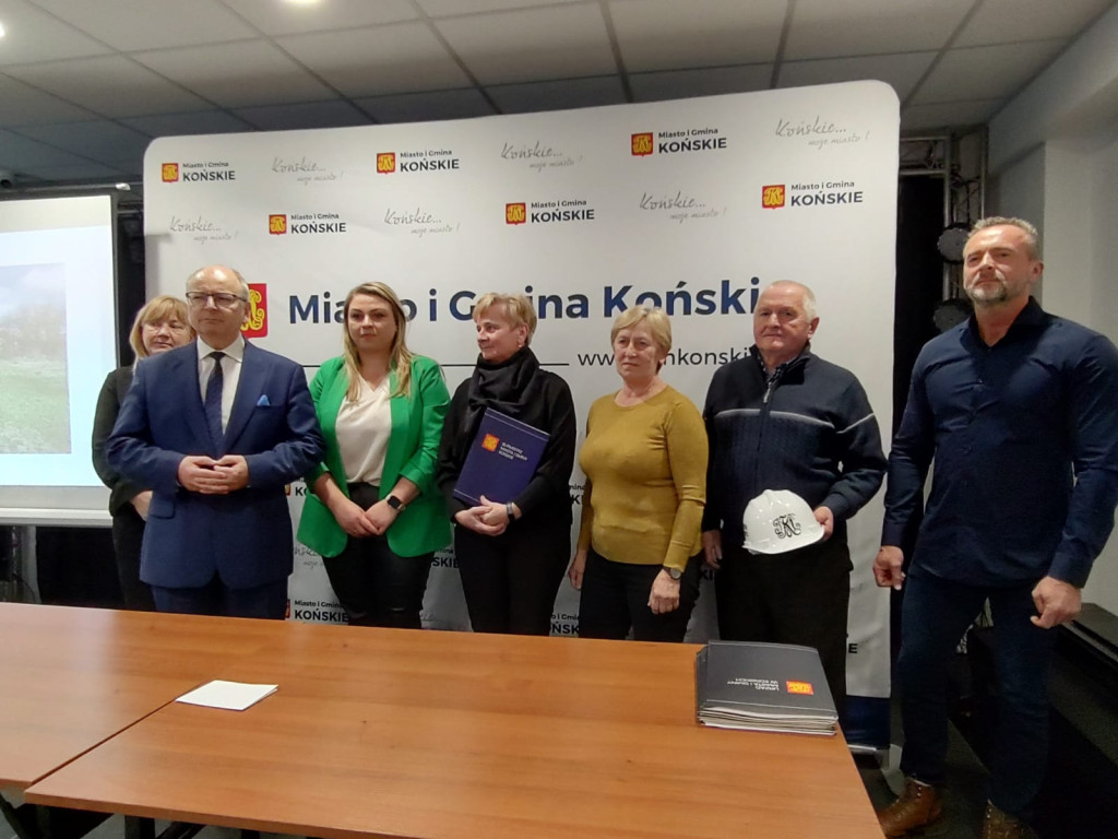 Wielka radość w sołectwach! Gmina Końskie uzbroi je w świetlice [wideo, zdjęcia]