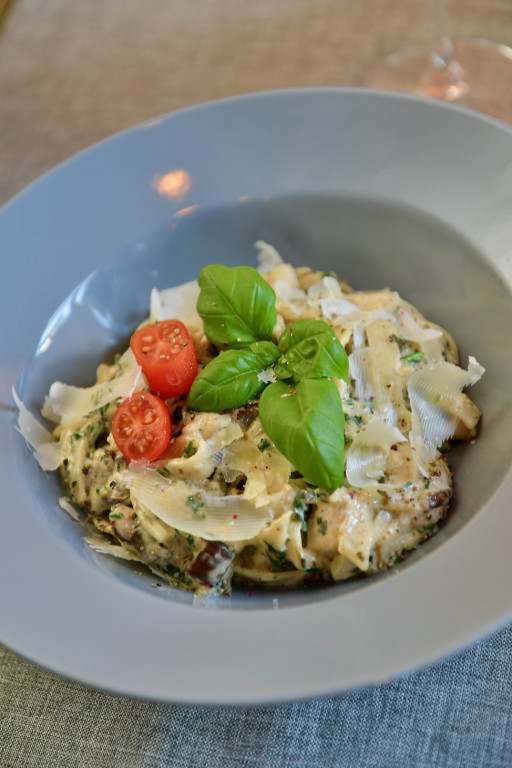 Bistro Krakowska odświeża menu. Zaprasza też na salę bankietową [zdjęcia]