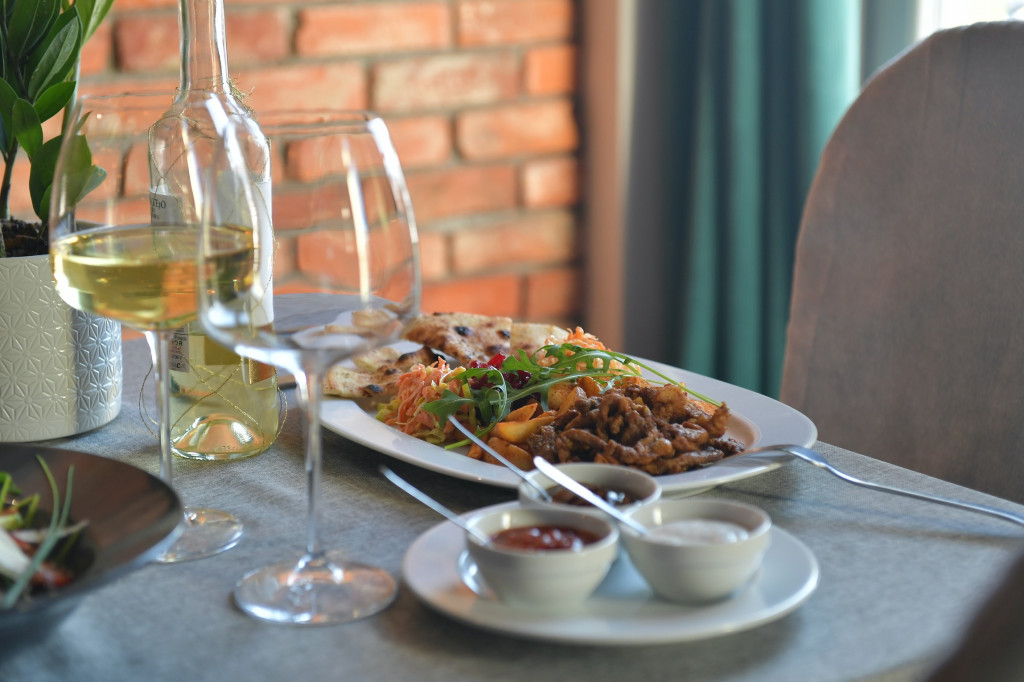 Bistro Krakowska odświeża menu. Zaprasza też na salę bankietową [zdjęcia]