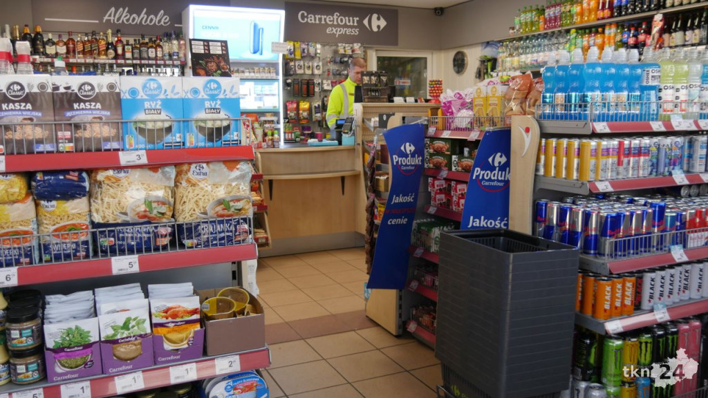 Carrefour Express w Końskich z nowymi godzinami otwarcia i wieloma promocjami [zdjęcia]