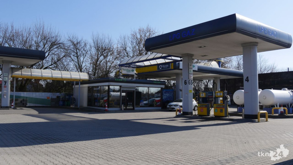 Carrefour Express w Końskich z nowymi godzinami otwarcia i wieloma promocjami [zdjęcia]