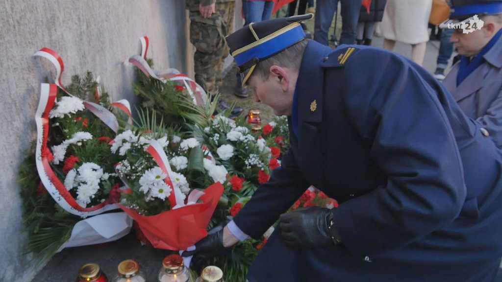 Pamięci Żołnierzy Wyklętych. Patriotyczne spotkanie w Końskich [wideo, zdjęcia]