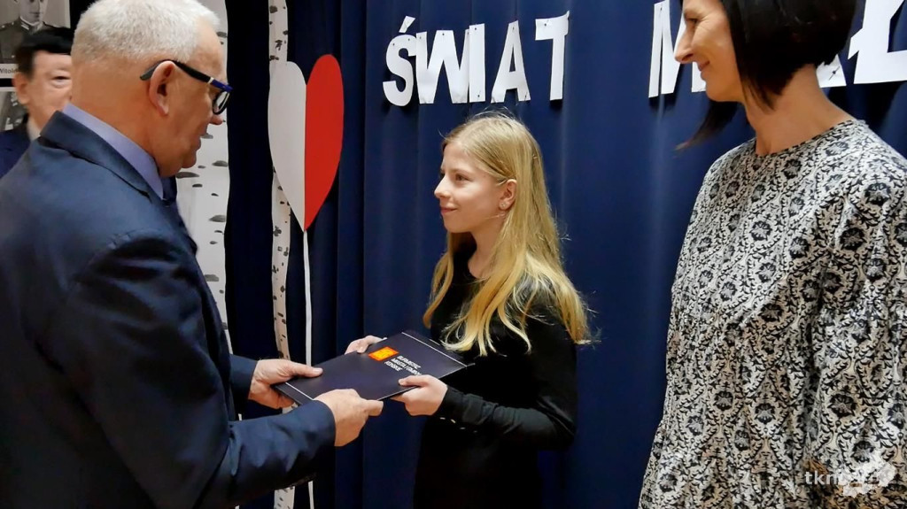 Tropem Wilczym. V Marszobieg Pamięci w Końskich i rozstrzygnięcie gminnych konkursów [wideo, zdjęcia]