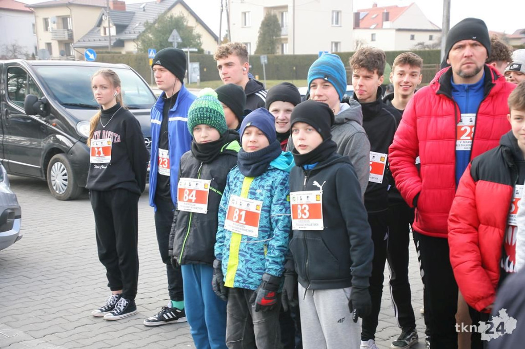 Tropem Wilczym. V Marszobieg Pamięci w Końskich i rozstrzygnięcie gminnych konkursów [wideo, zdjęcia]