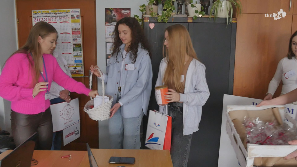 Chcę żyć! Niezwykła akcja młodzieży z II LO w Końskich [wideo, zdjęcia]