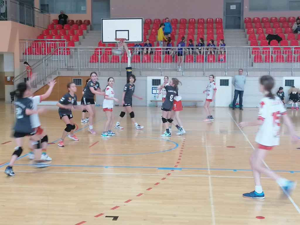 UKS Olimpia Końskie na turnieju w Bilczy [zdjęcia]
