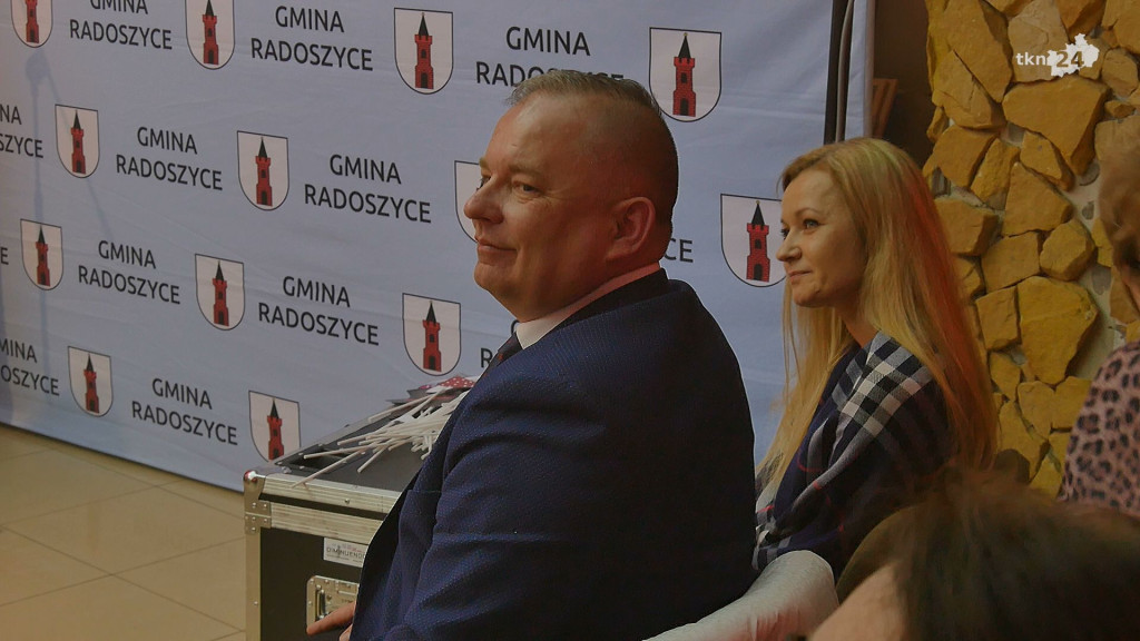 Sobowtór Maryli Rodowicz porwał do zabawy radoszyczanki! [wideo, zdjęcia]