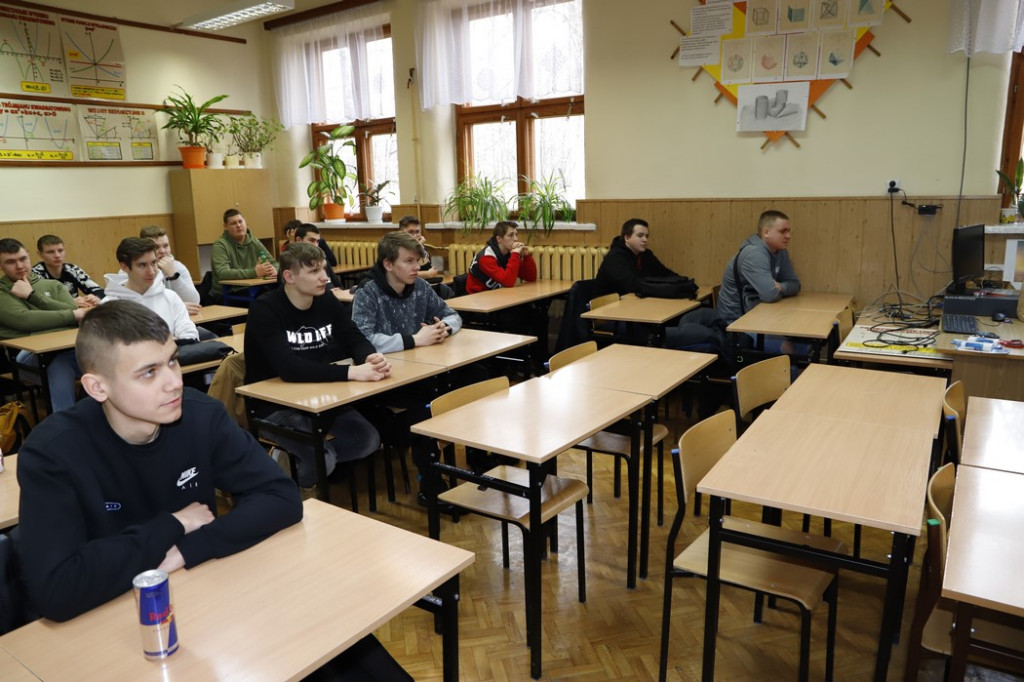 Doradcy zawodowi pomagali uczniom ZSP 2 Końskie [zdjęcia]
